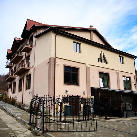 Pensiunea Grande Лепша Экстерьер фото