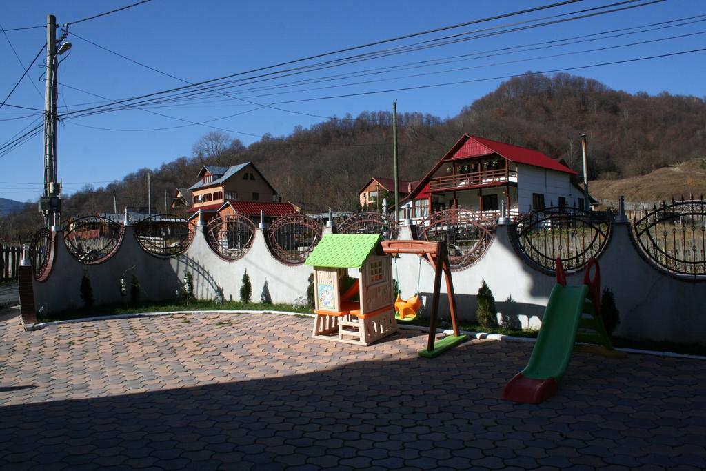 Pensiunea Grande Лепша Экстерьер фото